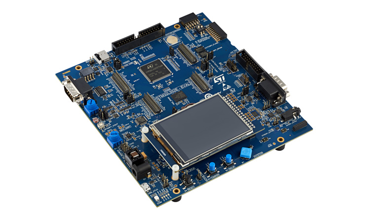 Top view of the STMicroelectronics STM32L552E-EV evaluation board