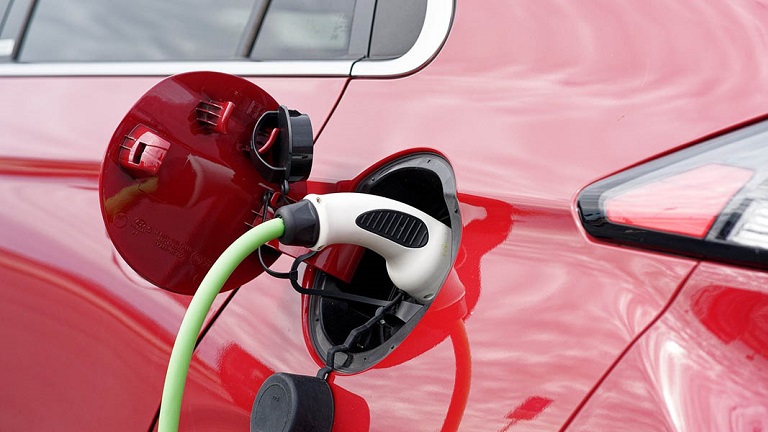 Image of the charging vehicle 